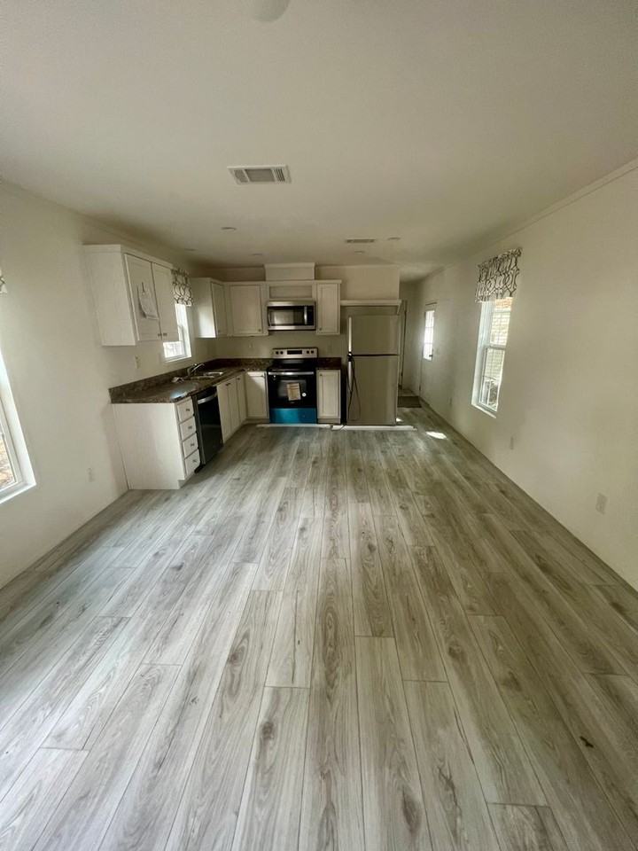 703 Green St ##A - Photo 4 of 7