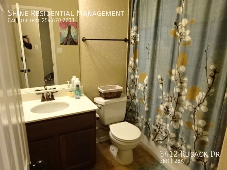 3412 Rusack Dr - Photo 5 of 9