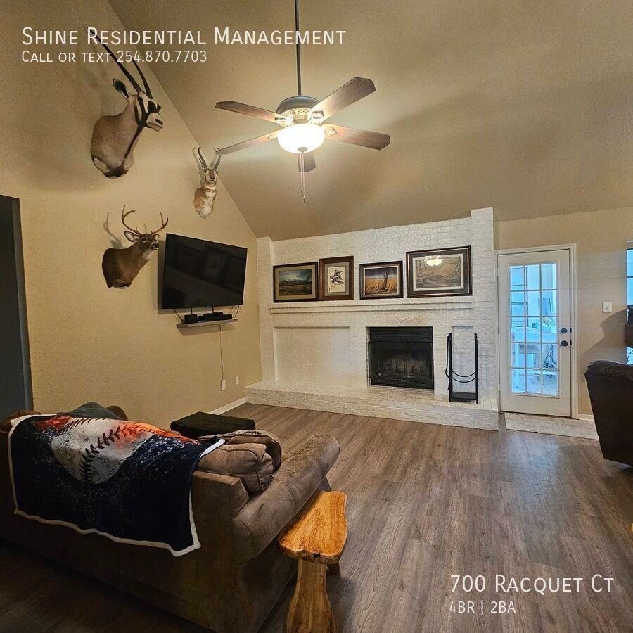 700 Racquet Ct - Photo 7 of 18