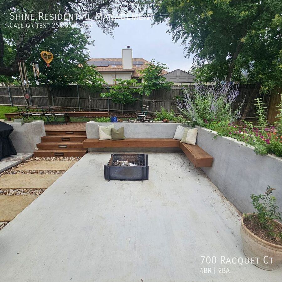 700 Racquet Ct - Photo 3 of 20