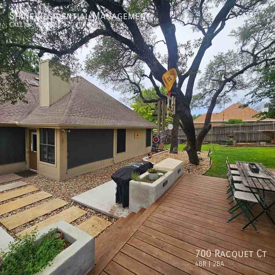 700 Racquet Ct - Photo 4 of 20