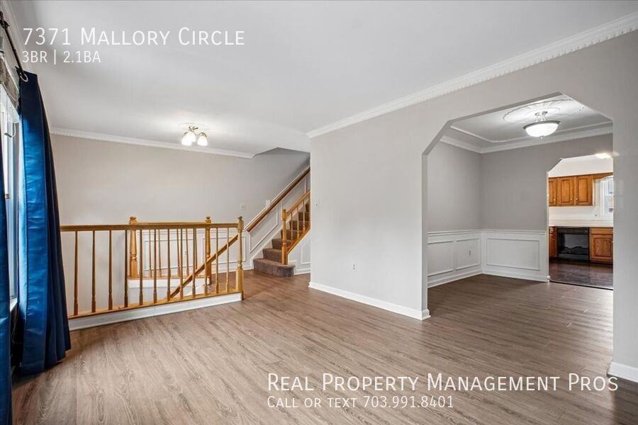 7371 Mallory Cir - Photo 4 of 31