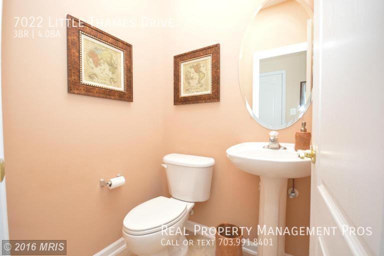7022 Little Thames Dr - Photo 2 of 30