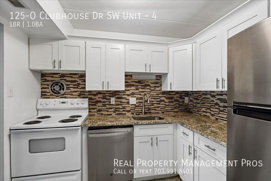 125-O Clubhouse Dr Sw #4 - Photo 4 of 50