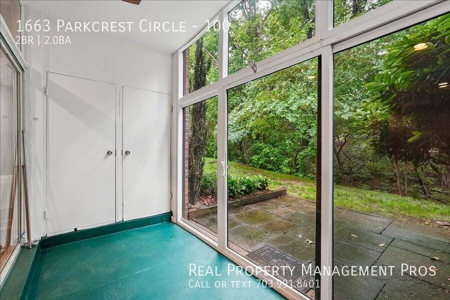 1663 Parkcrest Cir #100 - Photo 6 of 50