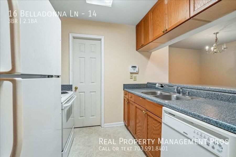 16 Belladonna Ln #14 - Photo 7 of 21