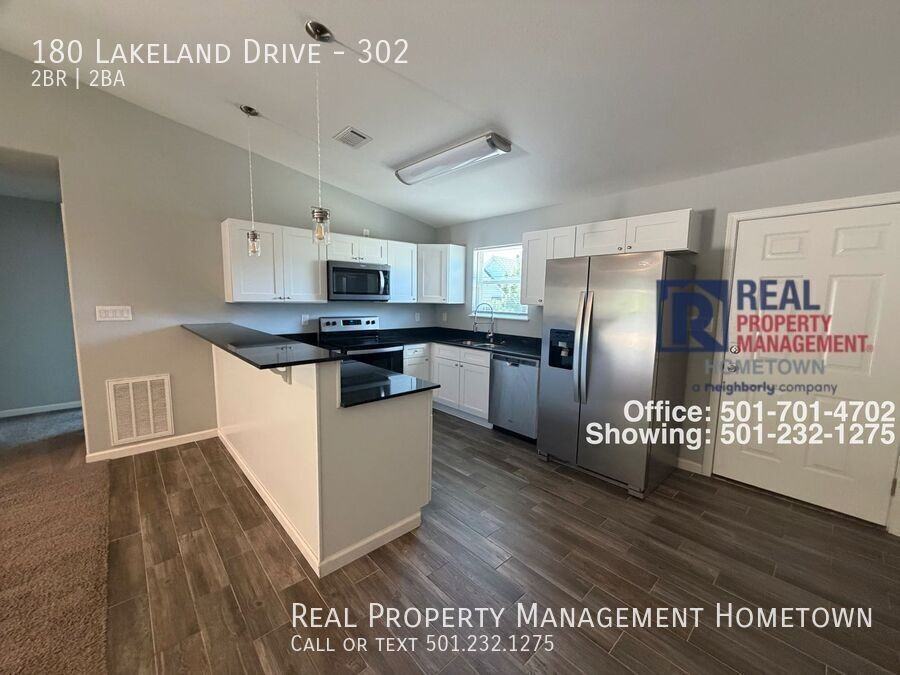 180 Lakeland Dr #302 - Photo 3 of 8