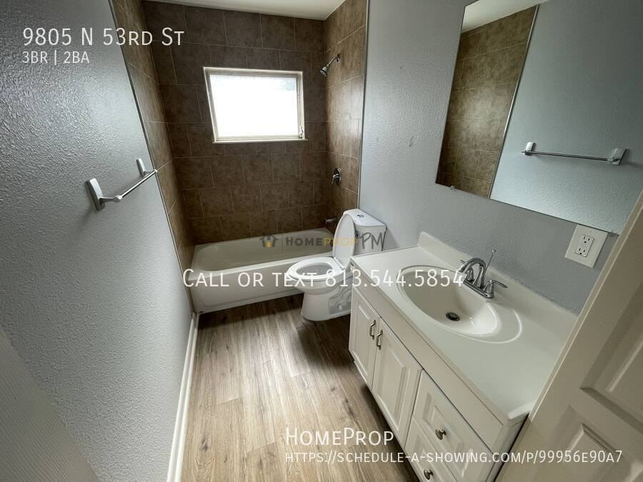 9805 N 53rd St - Photo 7 of 17