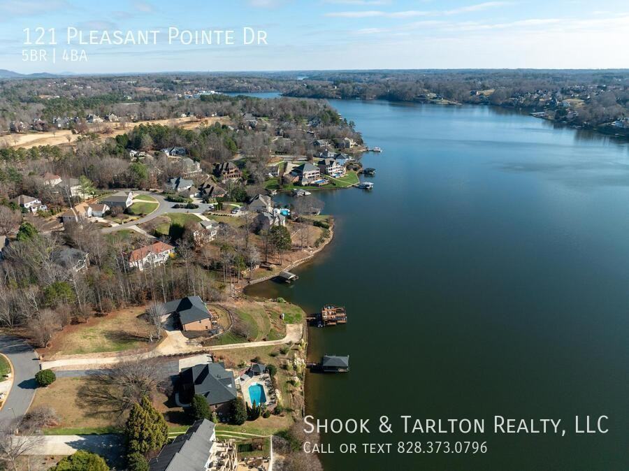 121 Pleasant Point Dr - Photo 4 of 50