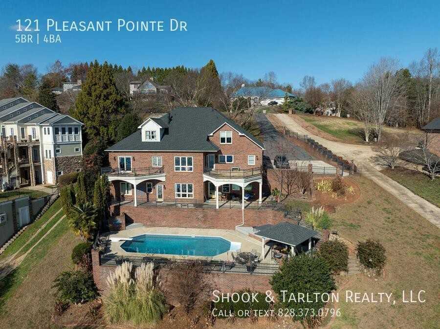 121 Pleasant Point Dr - Photo 7 of 50