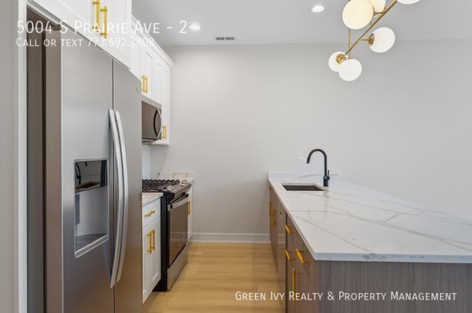 5004 S Prairie Ave #2 - Photo 6 of 20