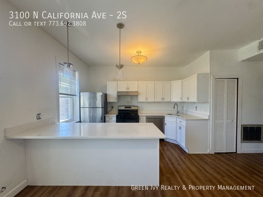 3100 N California Ave #2S - Photo 2 of 12