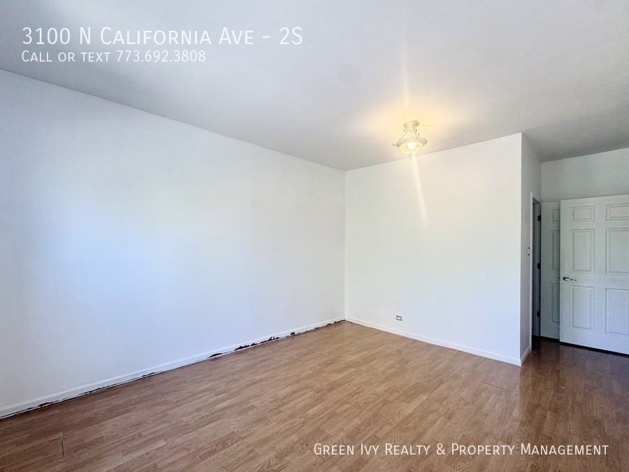 3100 N California Ave #2S - Photo 6 of 12