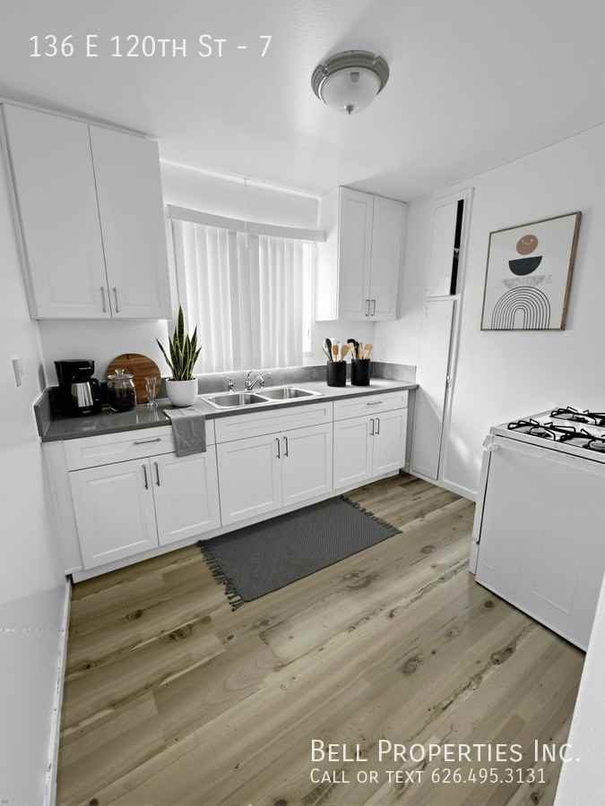 136 E 120th St #7 - Photo 2 of 4