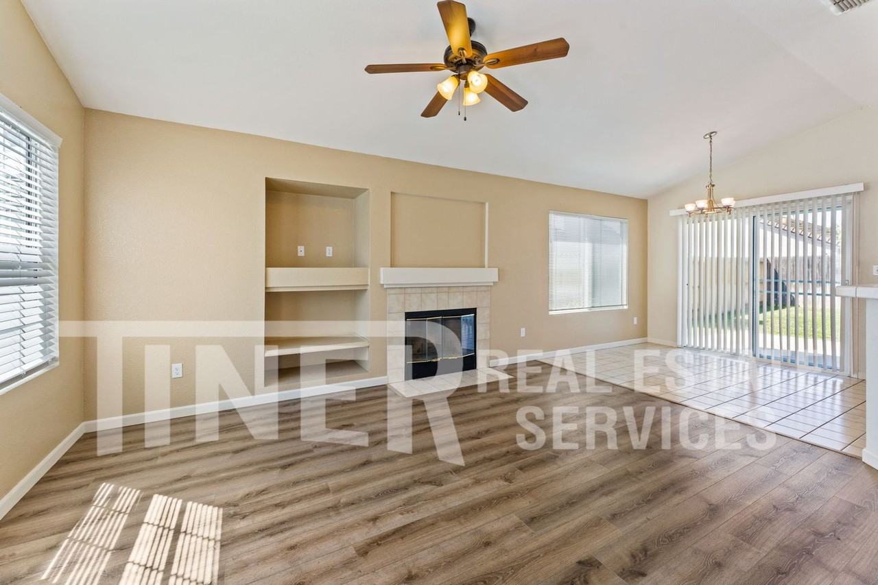 8560 Harvest House Way - Photo 3 of 21