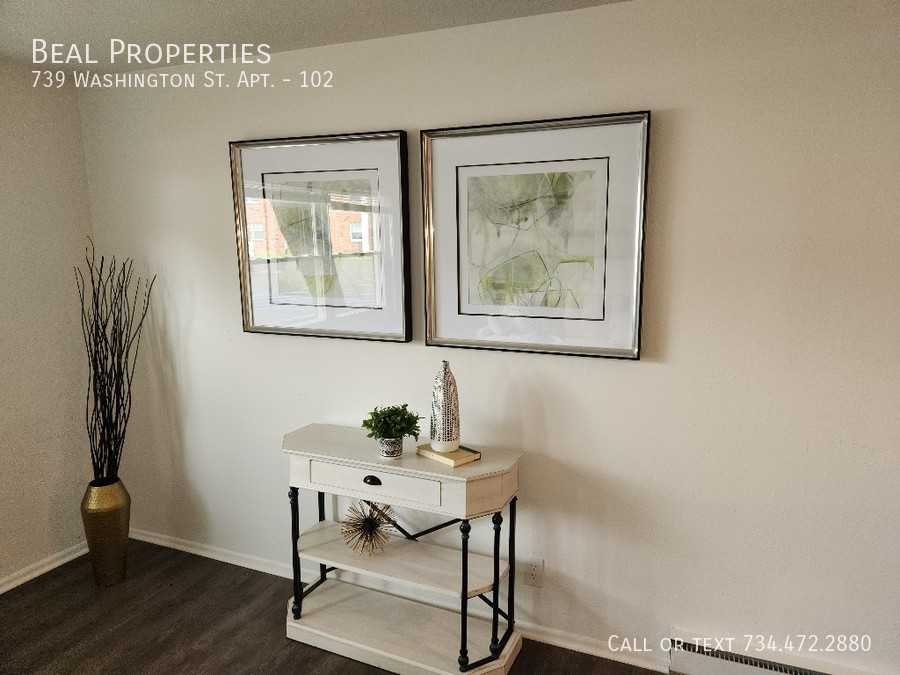 739 Washington St #102 - Photo 6 of 17