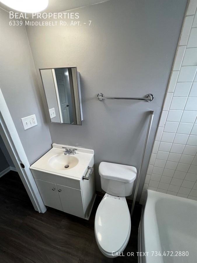 6339 Middlebelt Rd #7 - Photo 7 of 10