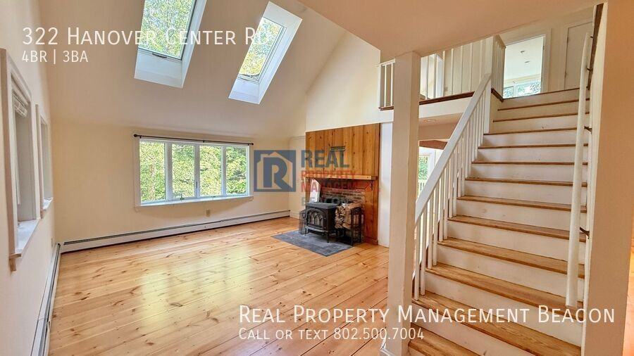 322 Hanover Center Rd - Photo 2 of 22