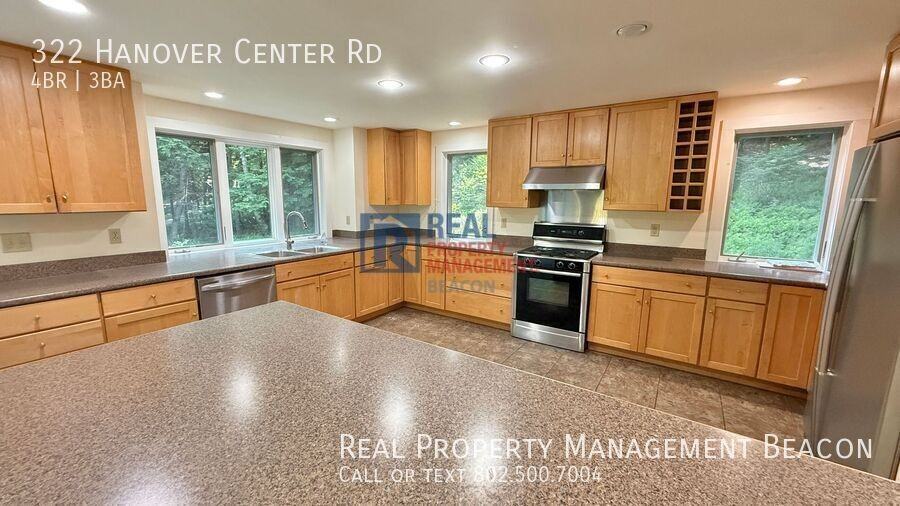 322 Hanover Center Rd - Photo 6 of 22