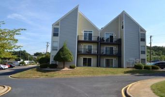 featured image of 1360 Hunters Rd #L