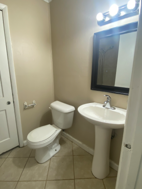 6009 Stillridge Ct - Photo 5 of 17