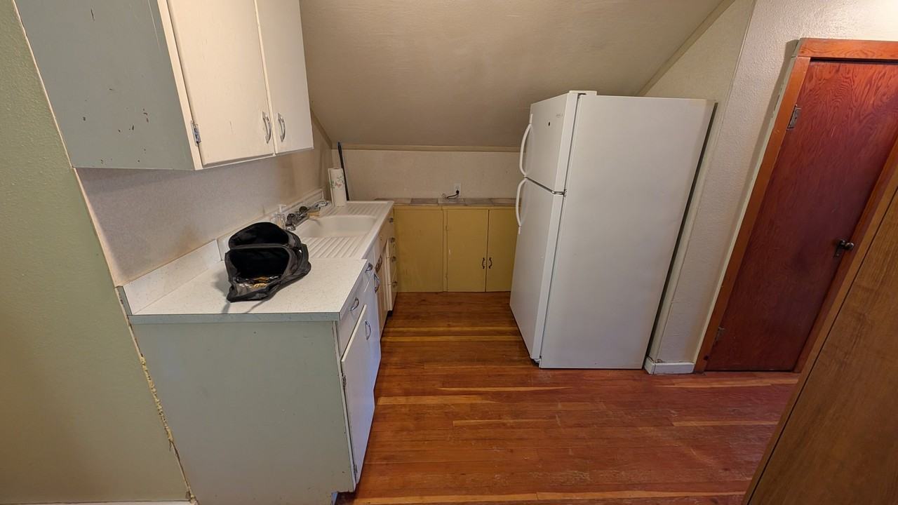 617 Saint Cloud St #A - Photo 7 of 9