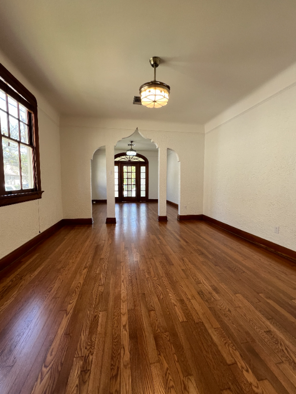 224 Phosphor Ave - Photo 5 of 28