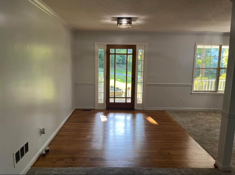 105 Timberland Dr - Photo 2 of 15