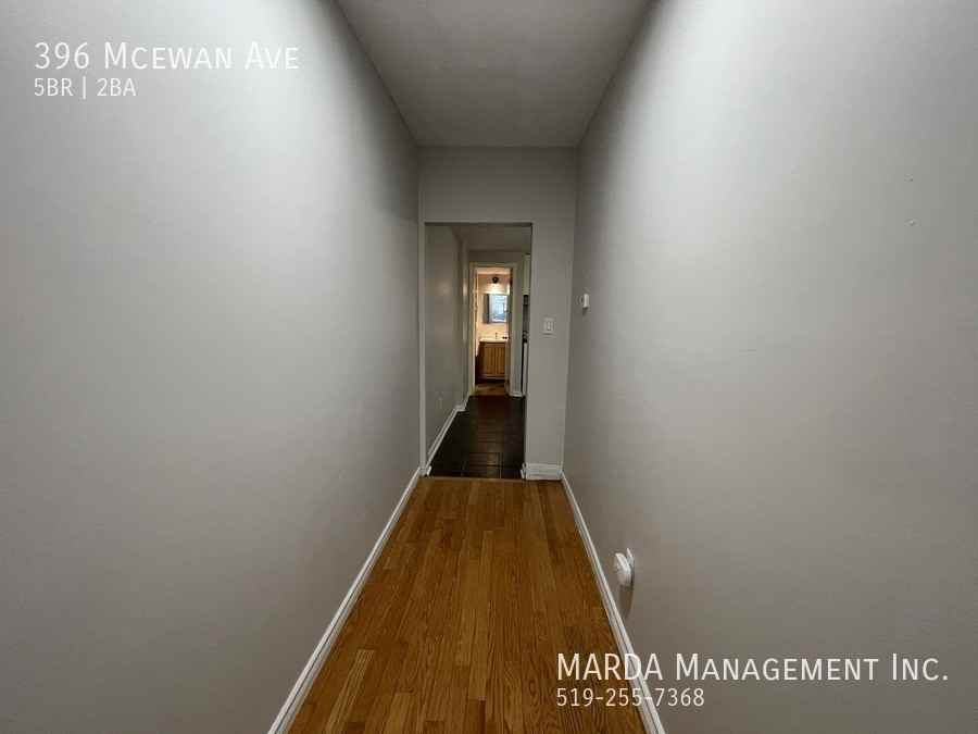 396 Mcewan Ave - Photo 7 of 39