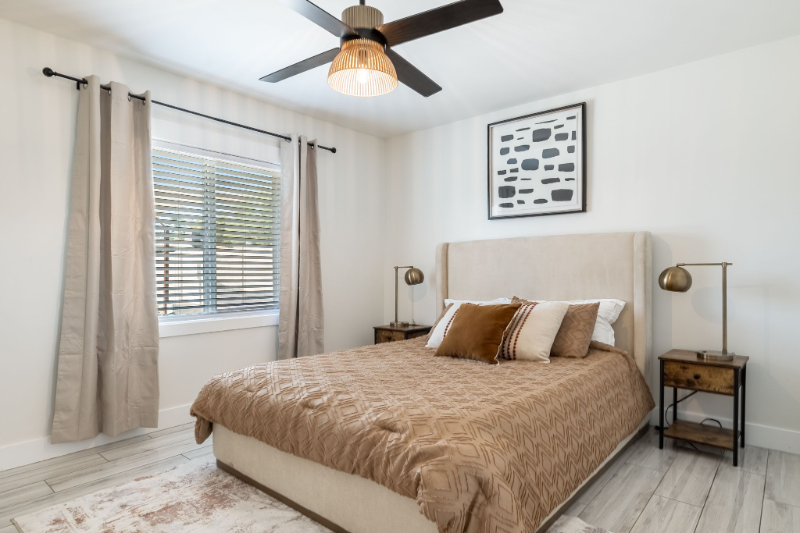 2145 W Fairmount Ave - Photo 7 of 12