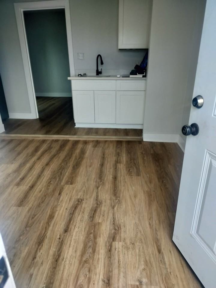 1321 35th St #1 - Photo 3 of 29