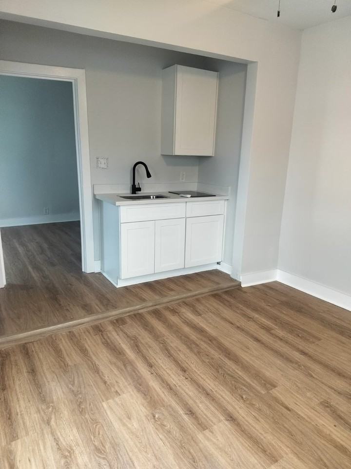 1321 35th St #1 - Photo 6 of 29