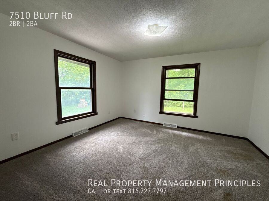 7510 Bluff Rd - Photo 7 of 18