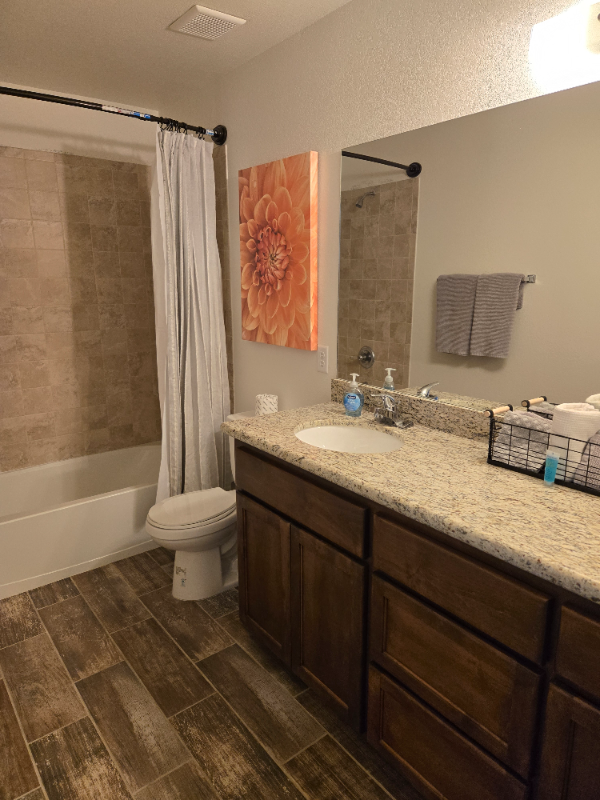 7365 E 38th St - Photo 3 of 10