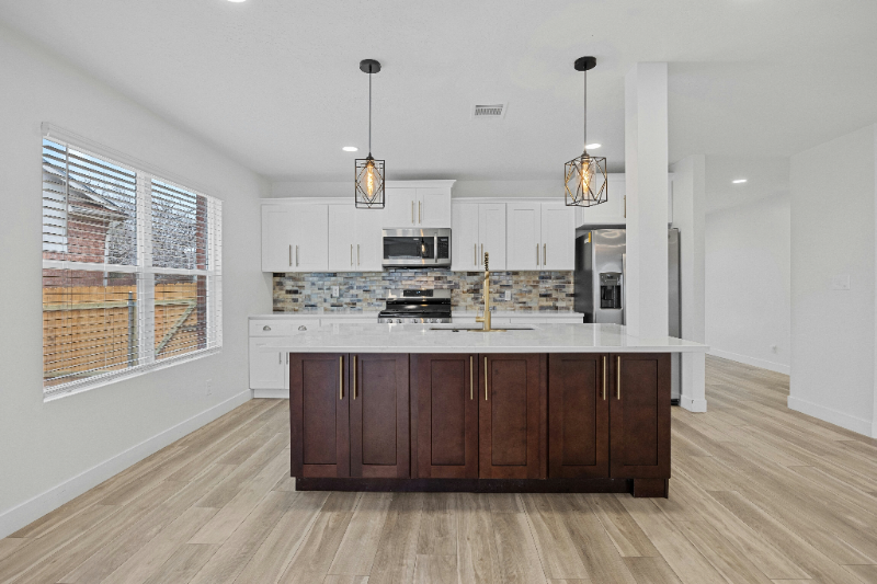 602 Firethorn Ln - Photo 5 of 14