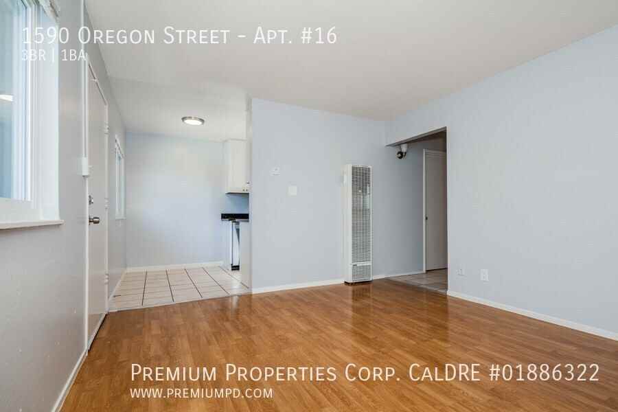 1590 Oregon St #16 - Photo 4 of 31