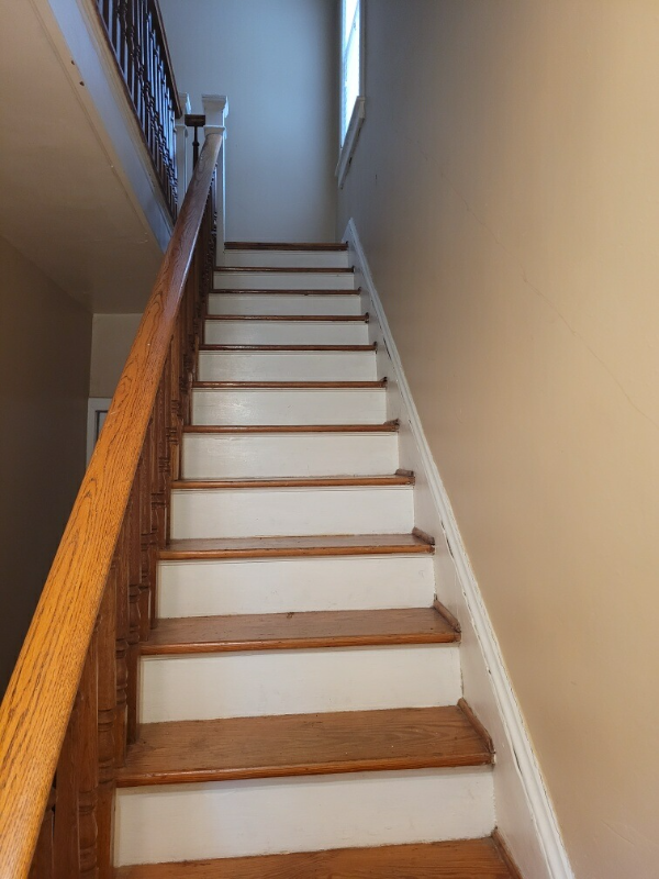 407 W Race St - Photo 3 of 12