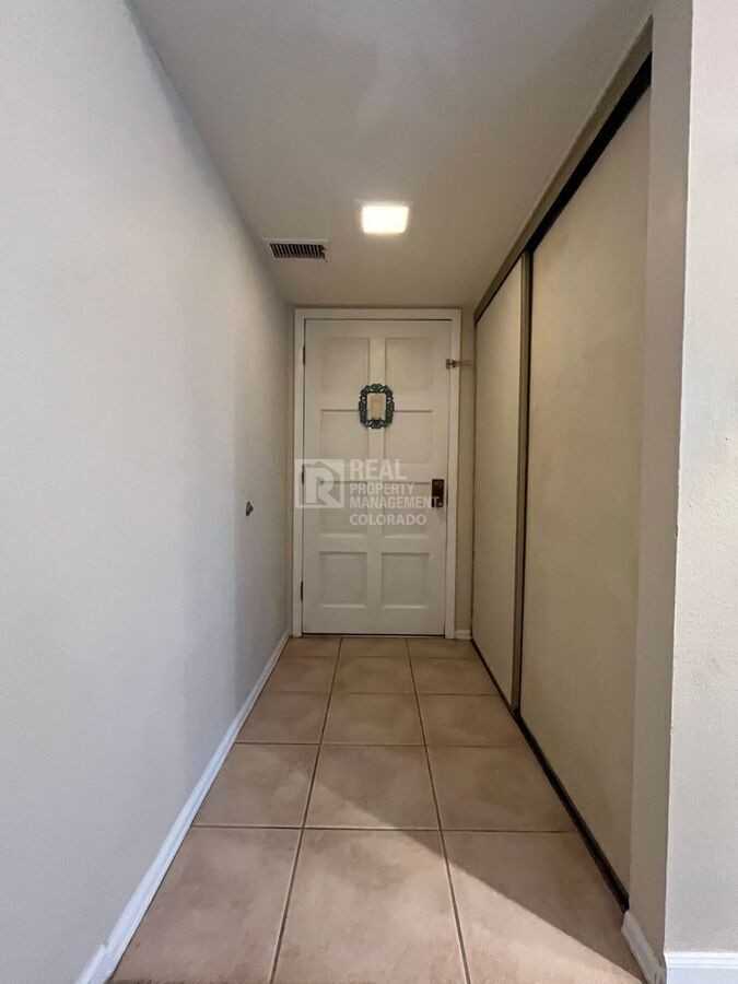 7256 S Xenia Cir #C - Photo 5 of 36