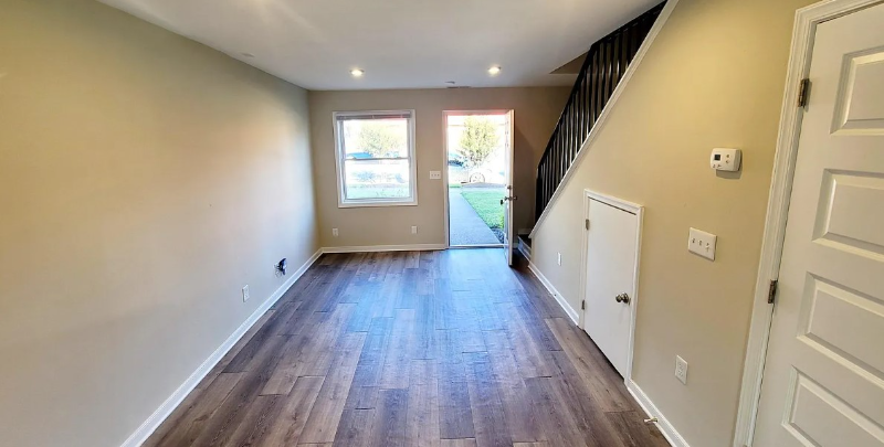 509 N 35th St #19 - Photo 3 of 11