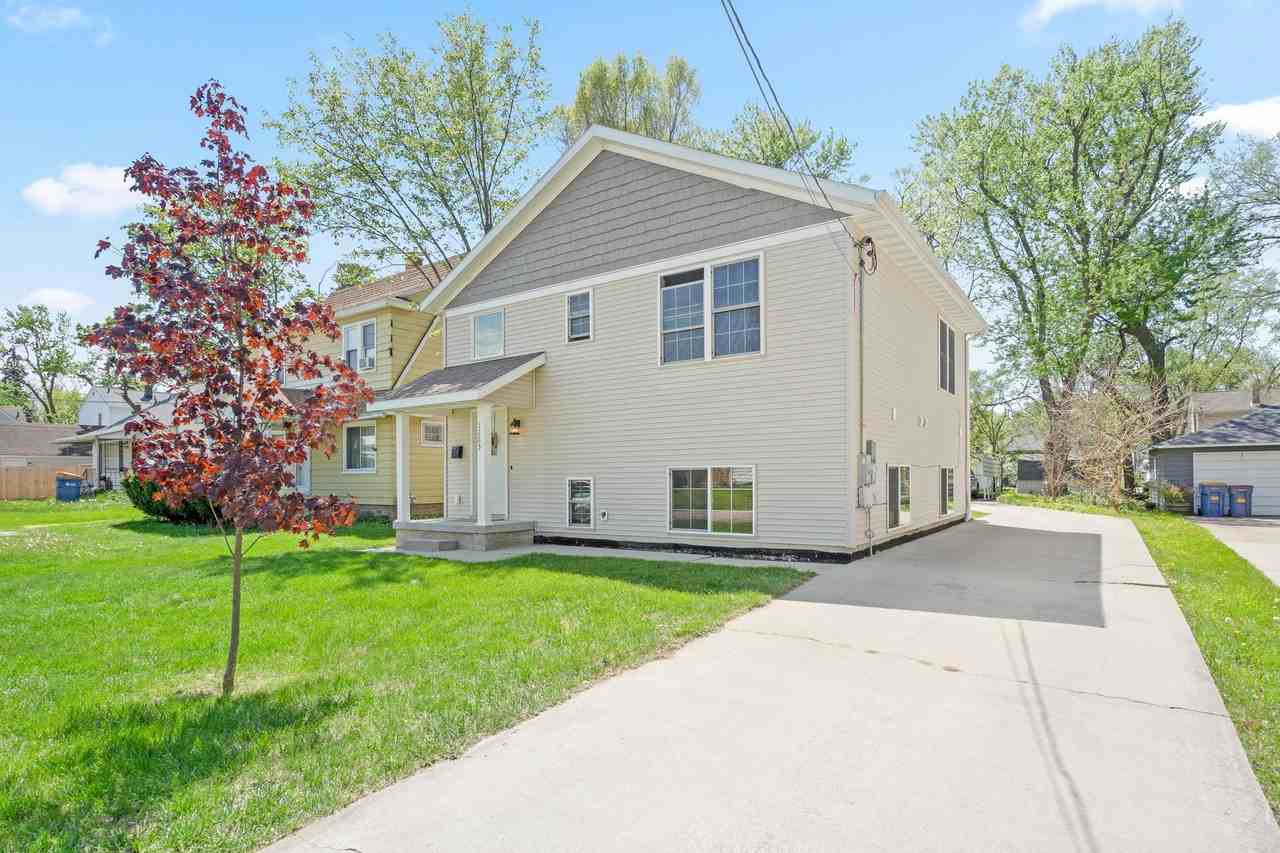 1223 Edith Ave Ne - Photo 3 of 20