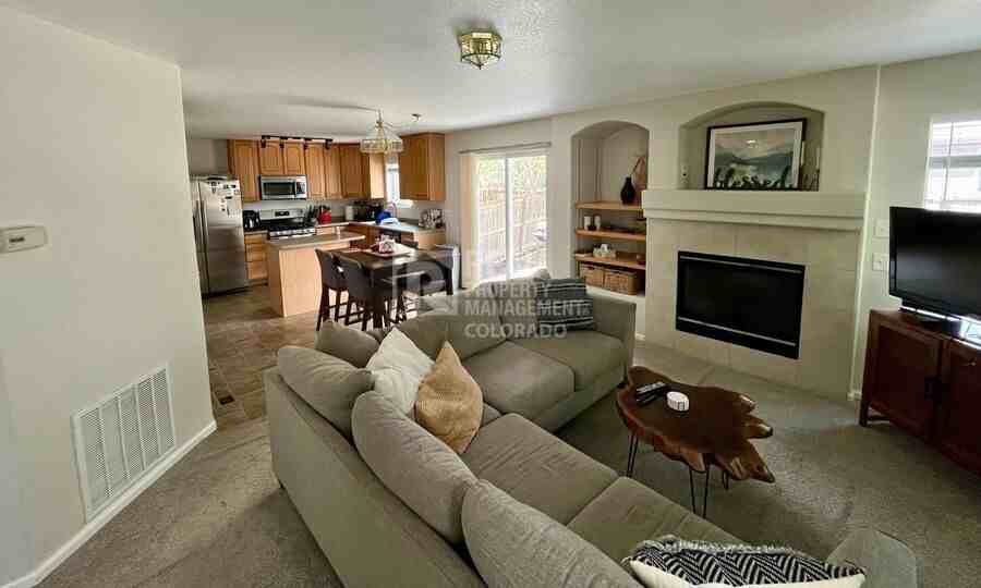 1726 Fossil Creek Pkwy Unit B - Photo 3 of 12