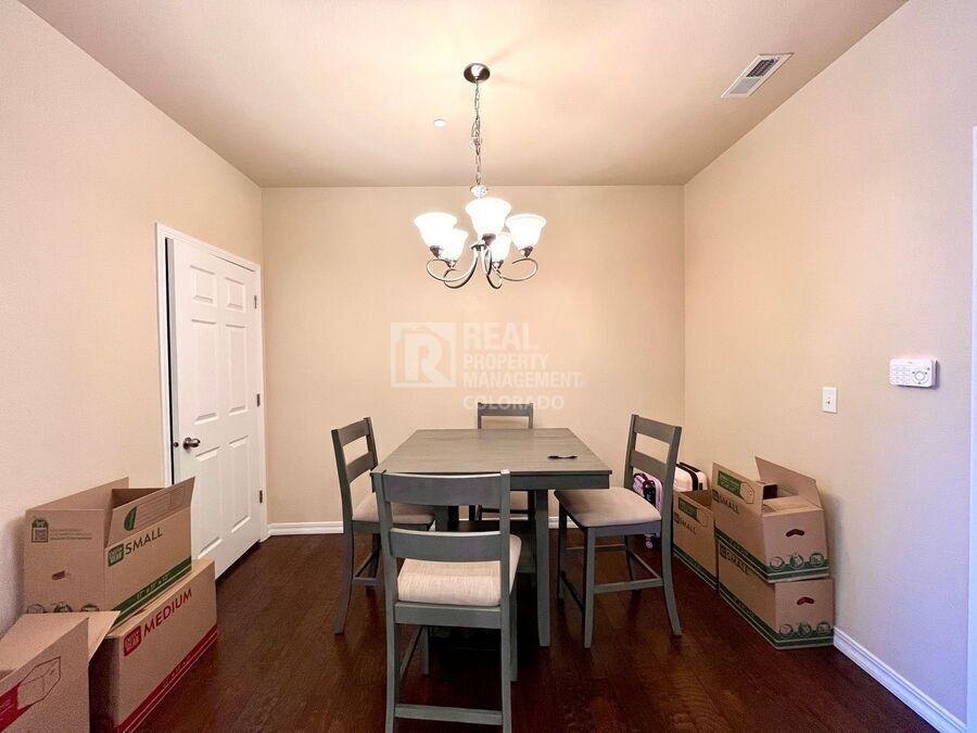 6467 Bluffmont Pt - Photo 3 of 13