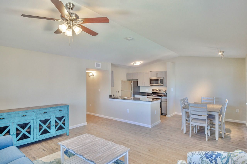 240 Harmon Ave #213 - Photo 2 of 11