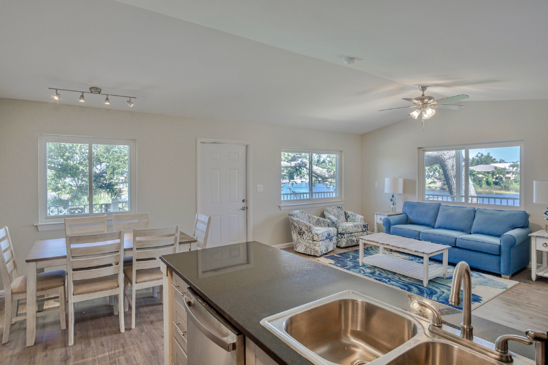 240 Harmon Ave #213 - Photo 5 of 11