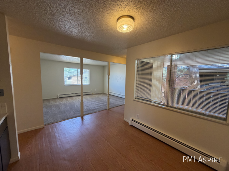 1329 Vivian St #202 - Photo 6 of 9