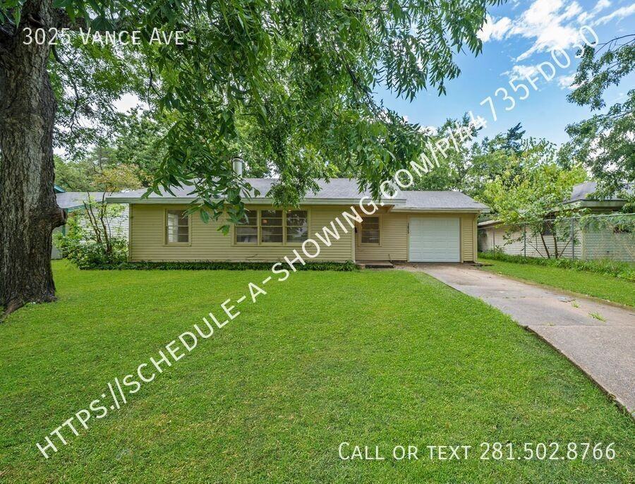 3025 Vance Ave - Photo 2 of 15