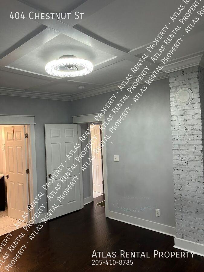 404 Chestnut St - Photo 7 of 14