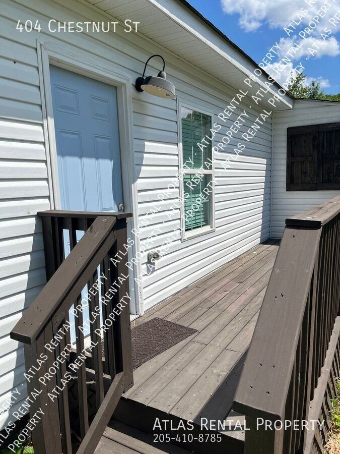 404 Chestnut St - Photo 3 of 14