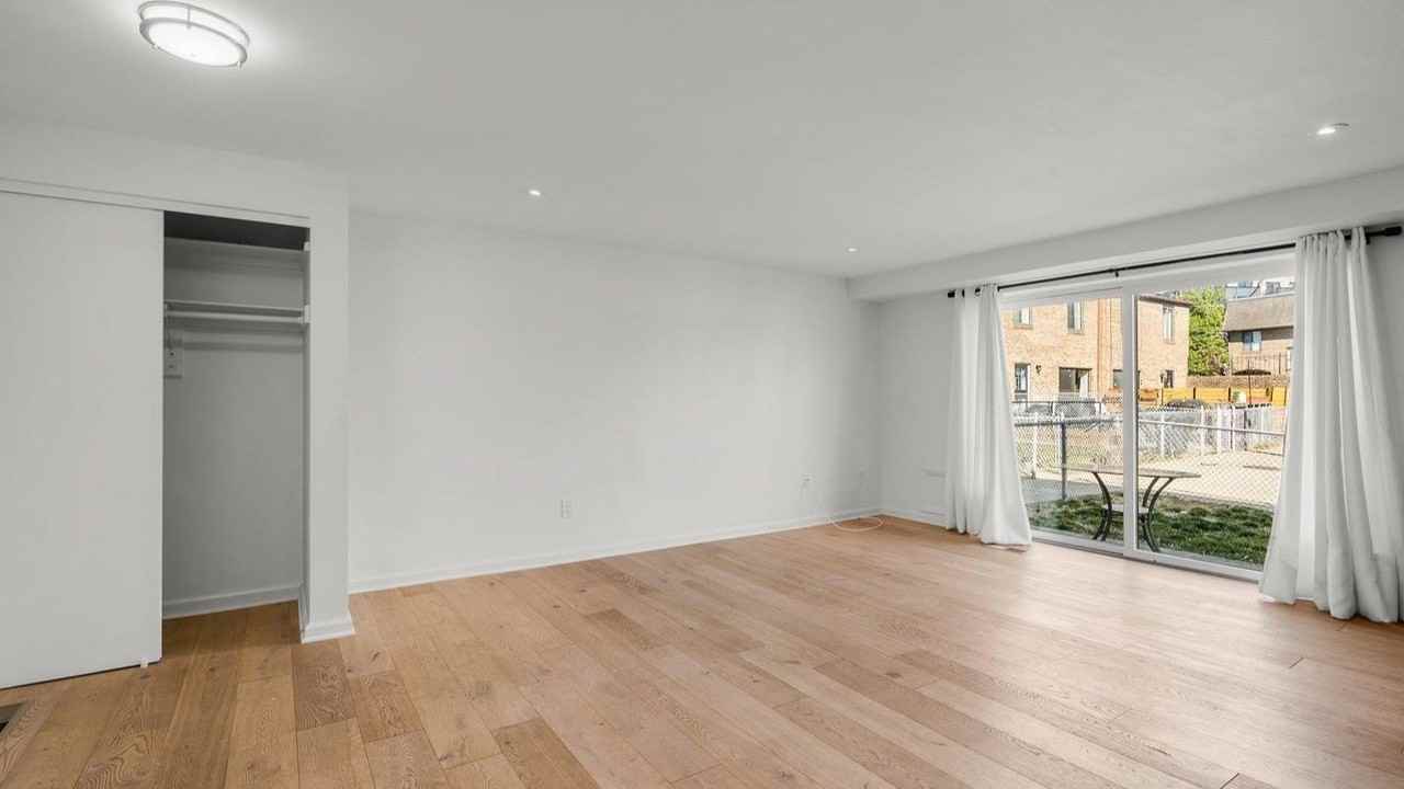 1321 I St Ne - Photo 4 of 28