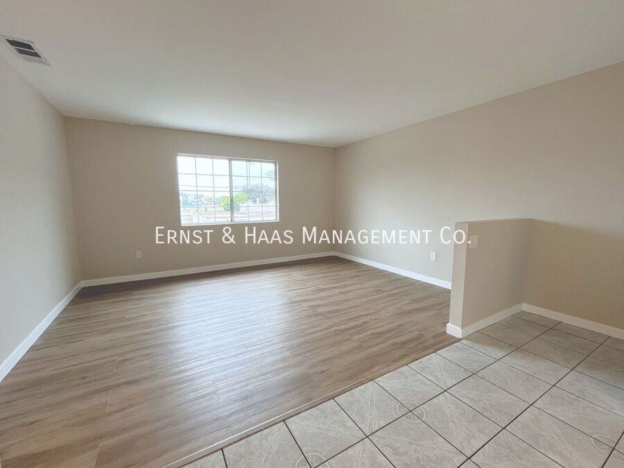 9515 Harvard St #C - Photo 4 of 11